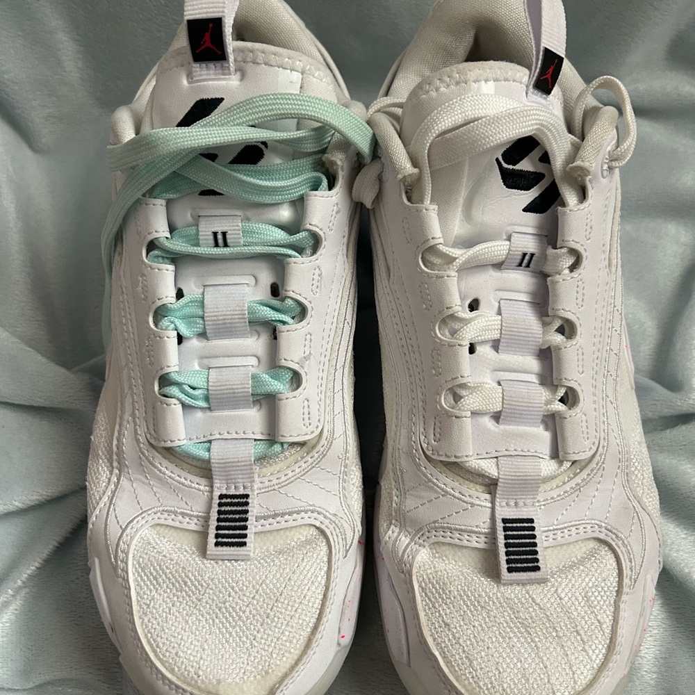 Nike Jordan Luka 2 White/Black-Hyper Pink